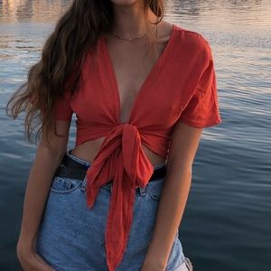 Red cropped tie top